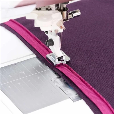 Meaisín Fuála Ilfheidhmeach-Dofheicthe Zipper Foot